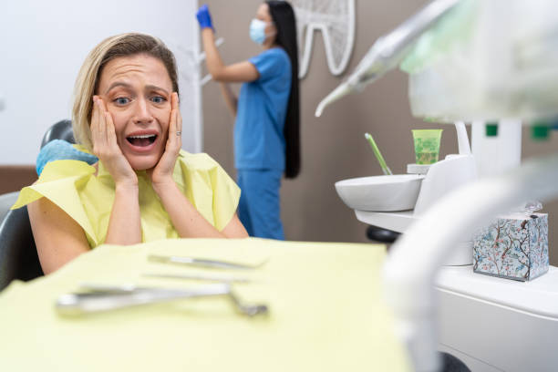 Best Emergency Dentist for Knocked-Out Tooth in Pho, IL