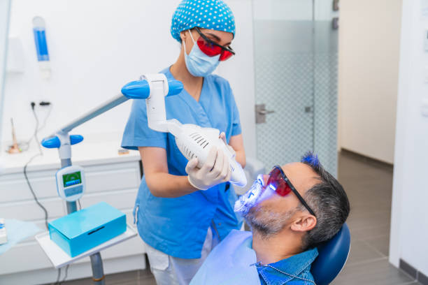 Best Mobile Emergency Dentist in Pho, IL